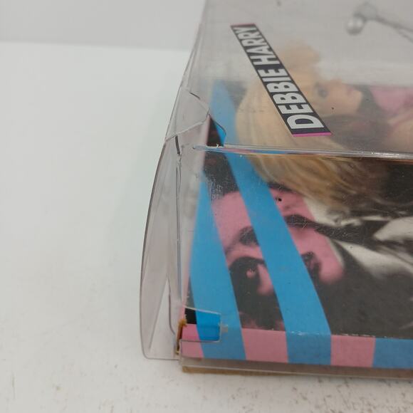 Barbie Debbie Harry Doll Blondie Ladies of the 80s Pink Label 2009 Collector NOB - Picture 12 of 16